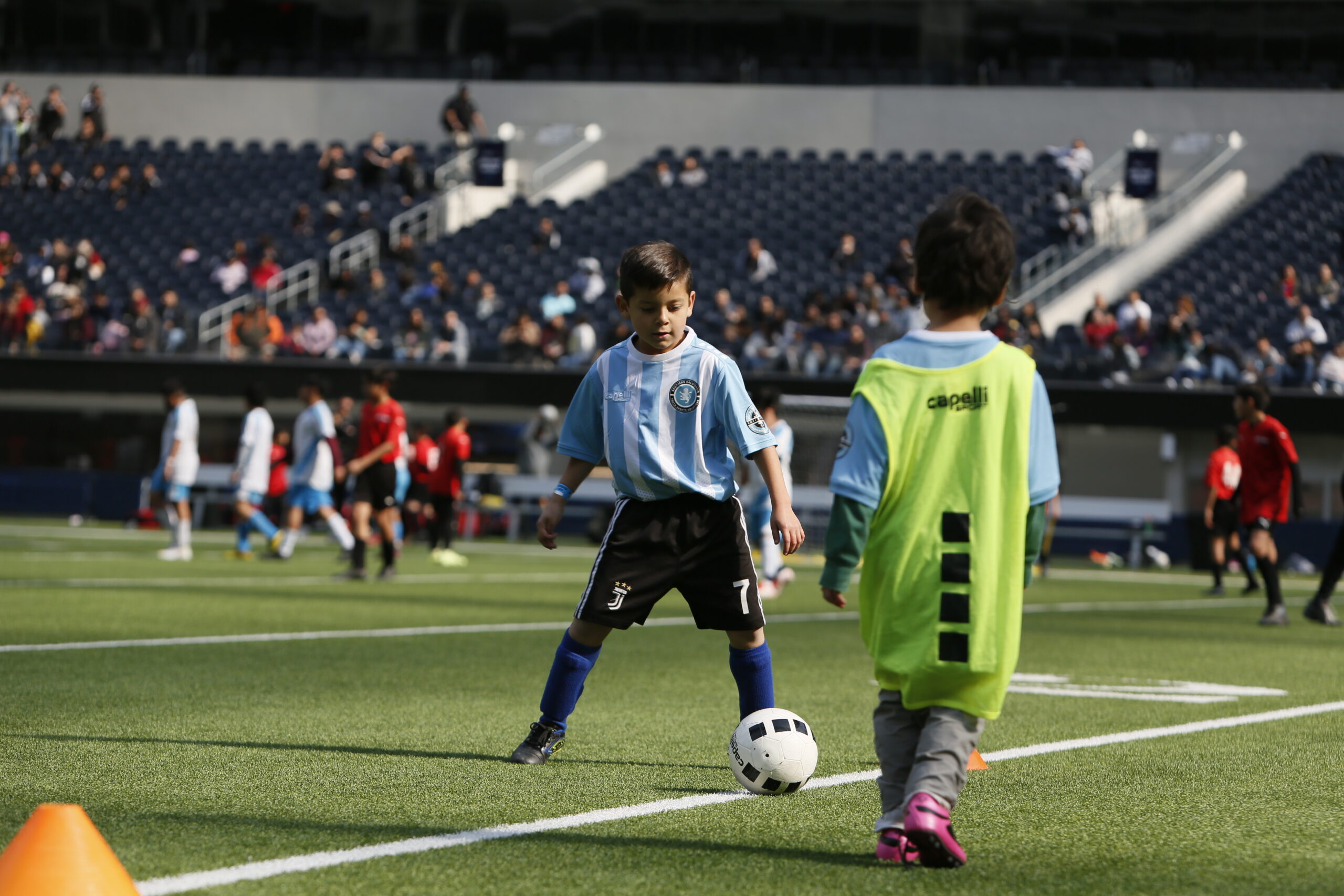 Choosing the Best Youth Soccer Program Southern California kids playing soccer
